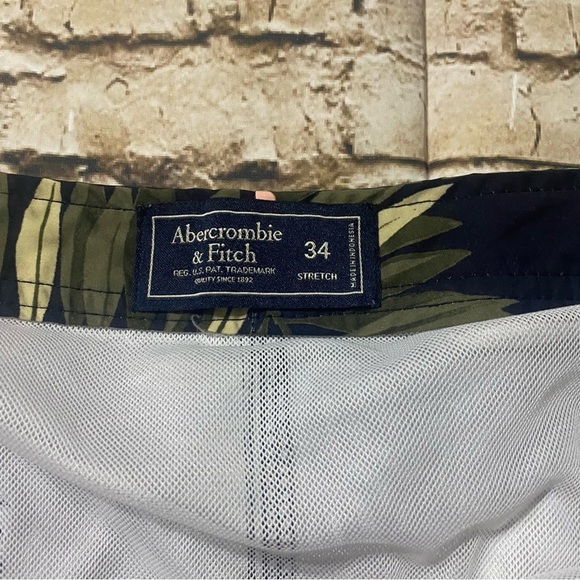 Abercrombie & Fitch Floral Board Shorts Swim Trunks Blue Pink - Picture 5 of 6